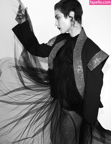 Lera Abova hot model img