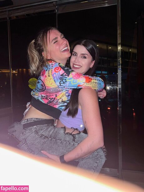 kristastreams model beautiful images