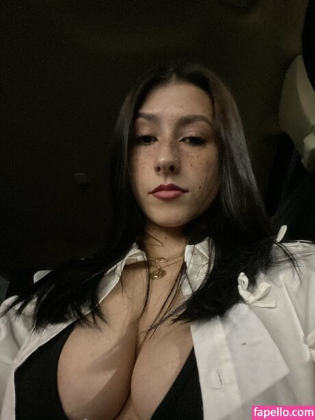 nevaevaaaaa nice actress pictures