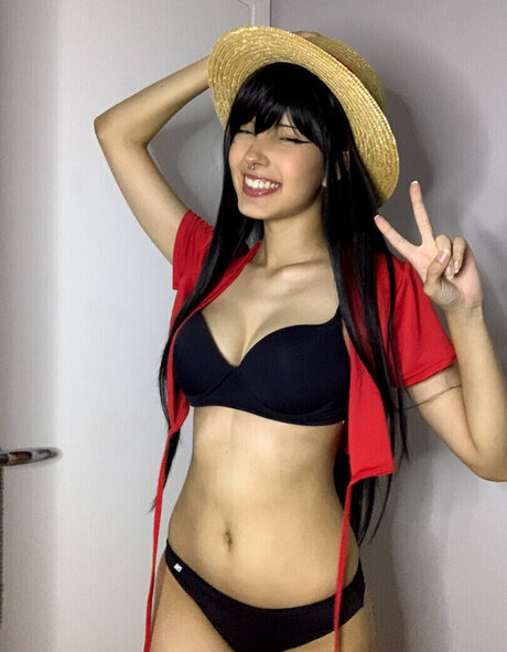 Cincingss sexy model image