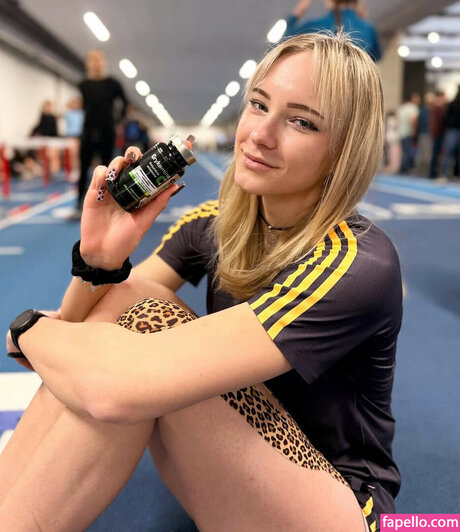 Wiktoria Gajosz model pretty archive