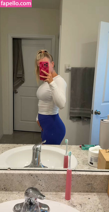 Cayla Vanderbaan high quality star archive