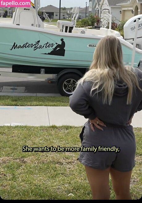 Cayla Vanderbaan star nice pics