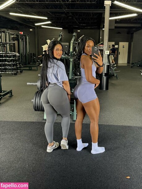 Tiara Howard exclusive star archive