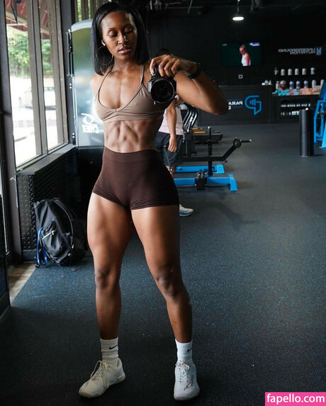 Tiara Howard pornstar sex galleries