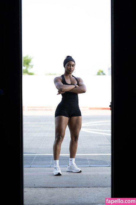 Tiara Howard pornstar naked photos