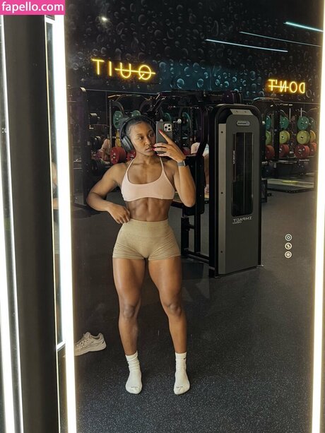 Tiara Howard high quality actress pics