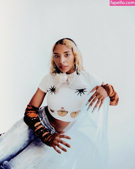 bbw milf onlyfans pornographic images