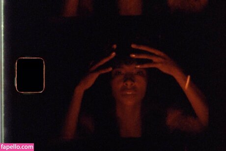 Spellling pornographic model photo