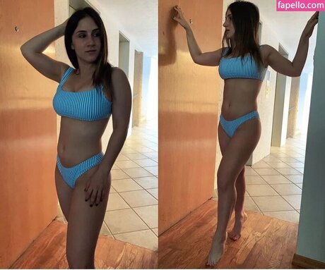 Nashla Aguilar model top gallery