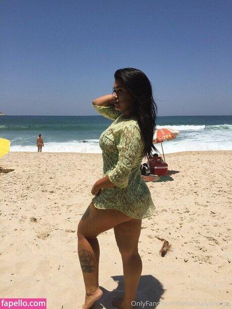 Bettina Alvarenga erotic star img