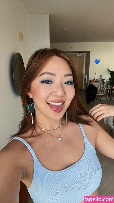 Simona Shao porn model galleries