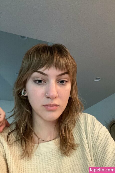 atrophicbtrfly pornstar erotic gallery