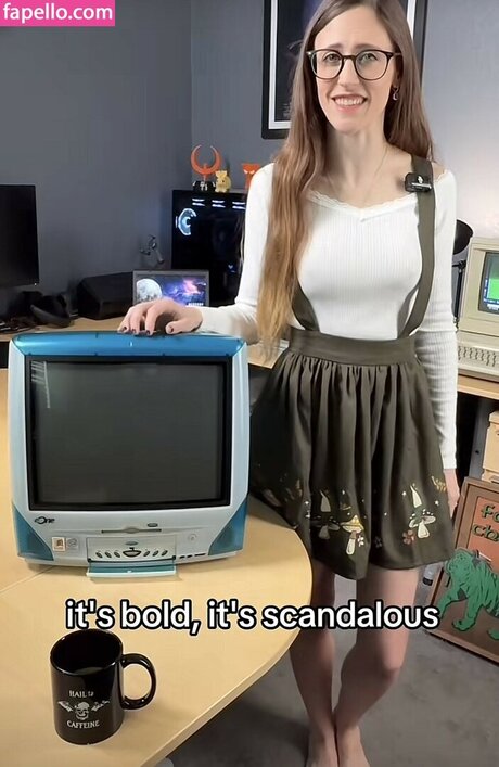 TheSiliconSiren model nudes galleries