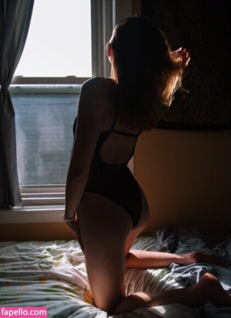 Sophie Pratt pornstar free image