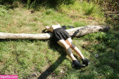 _agata kristi star nude archive