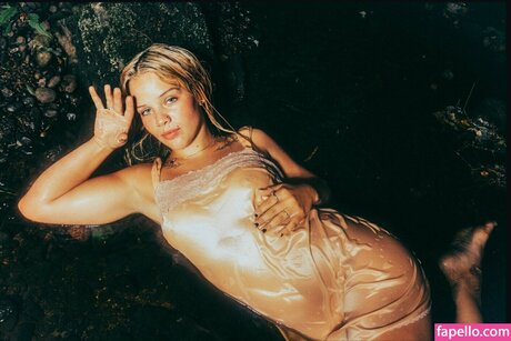 Eve Kovac star naked photos