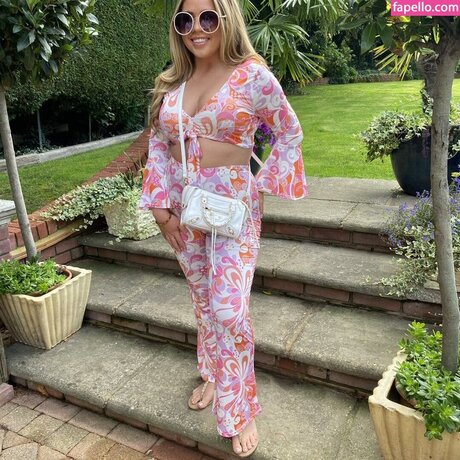 pawg girls onlyfans porn picture