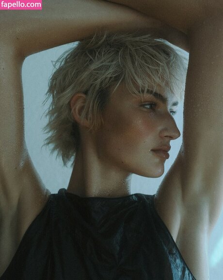 famous nude onlyfans adult img