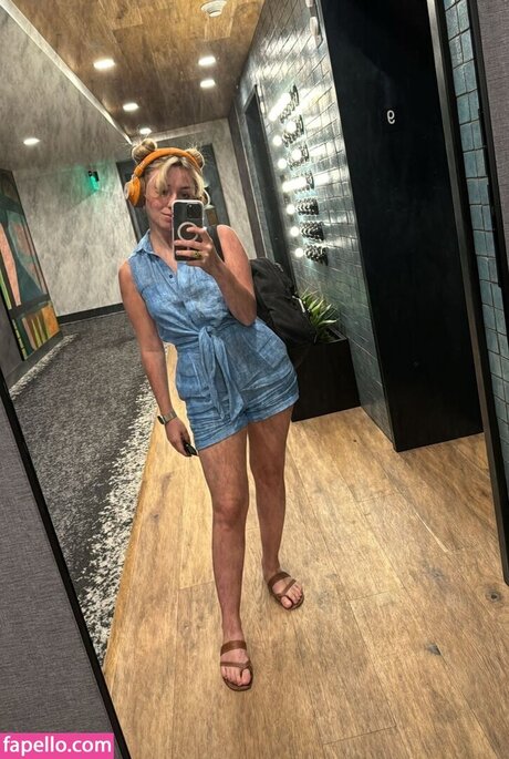 milf wife onlyfans best picture