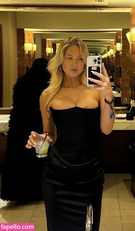 kitty princess onlyfans sexy image