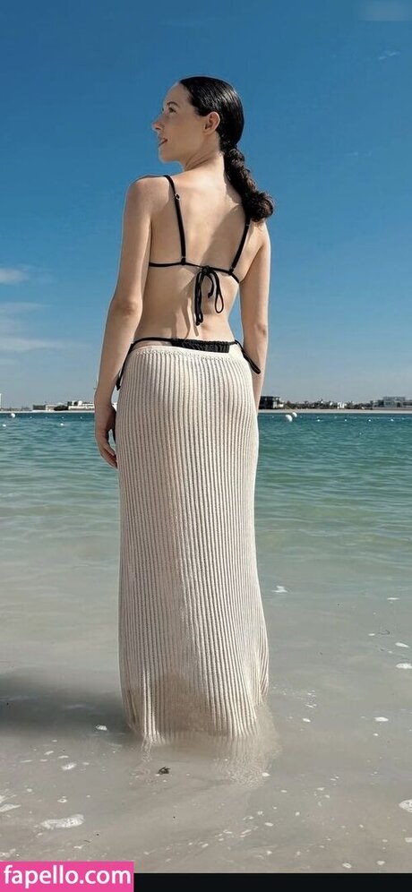 Jasmin Arndt hot actress img