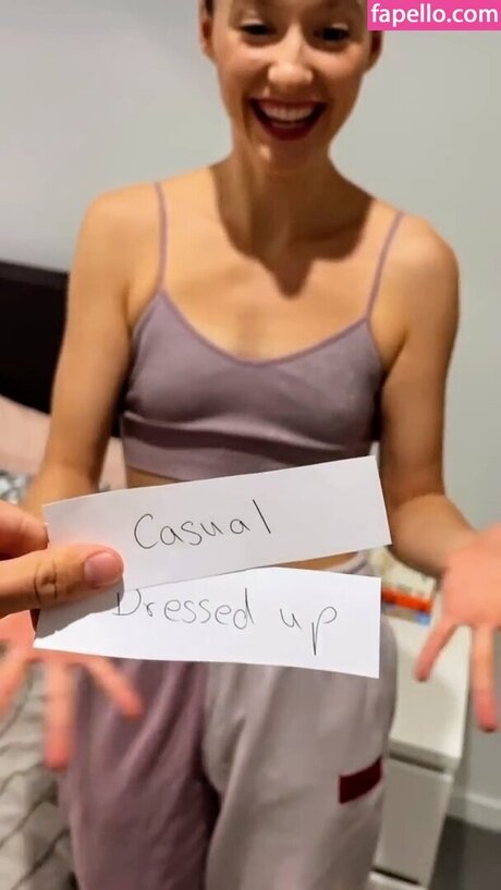 Jasmin Arndt naked model pics