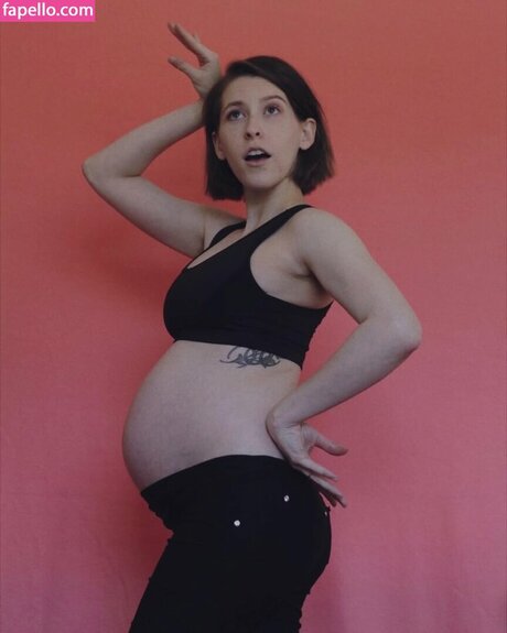 Eden Sher model hot picture