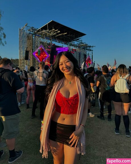 shoujolivia star pornographic photos