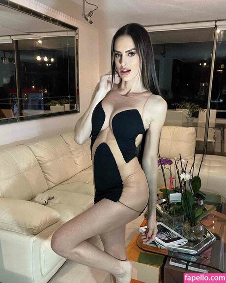 adrianabarrientos model hot galleries