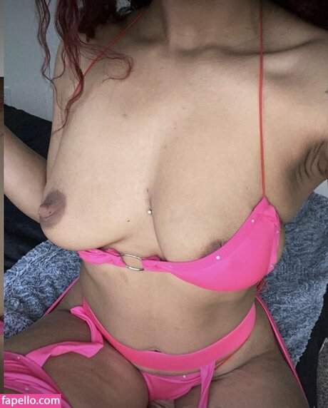 Nay Devine sexy star images