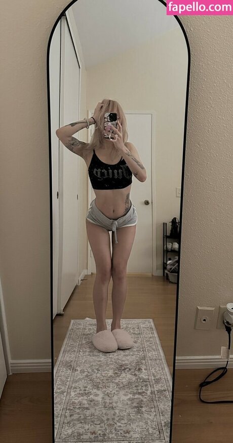 luna n3ra hot model pictures