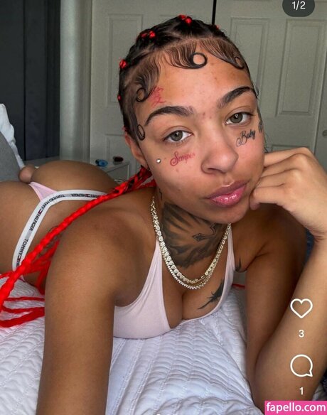 whore wife onlyfans sexy photo