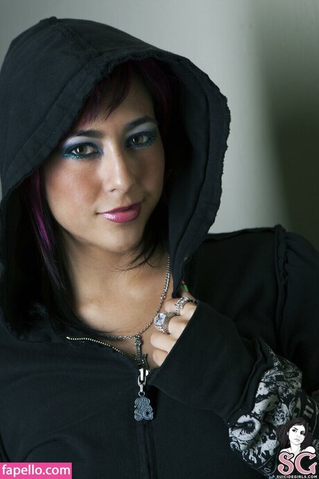 Pistolita sexy model images