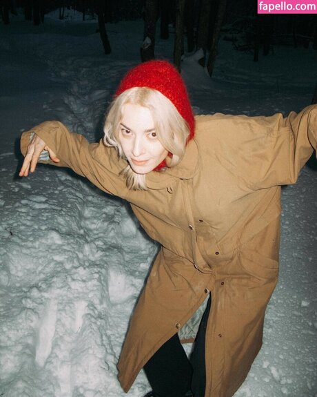 Emma Proulx pornstar erotic images