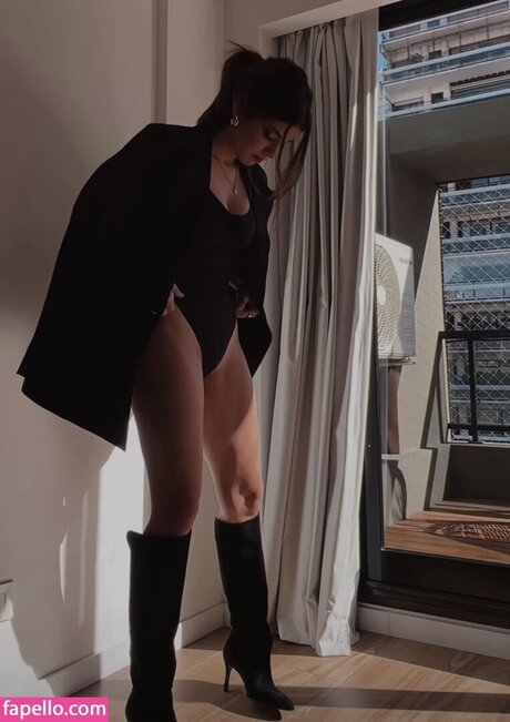 Celepamio model xxx image