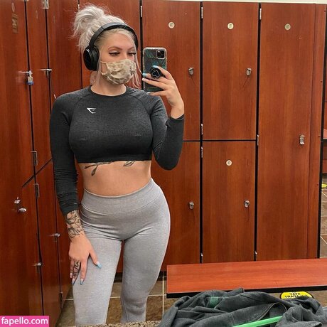 Juliakins perfect actress picture