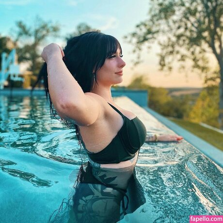 Juliakins star hot images