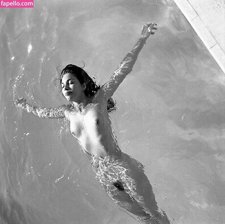 lindavargas high quality actress gallery