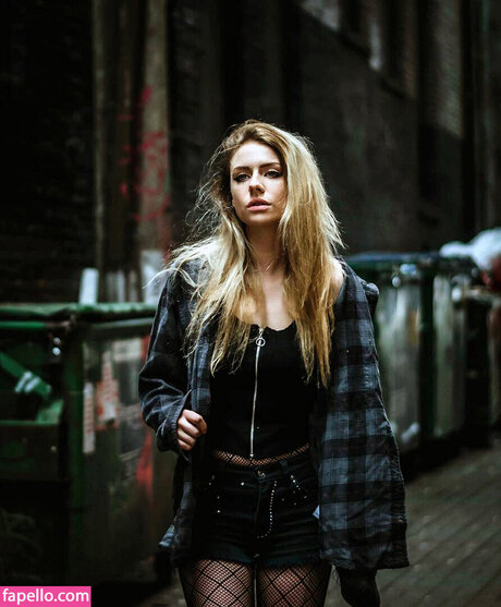 Maddie Phillips xxx pornstar images