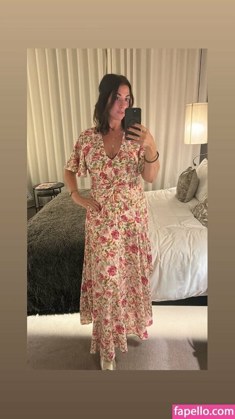 Kate Harrison pretty model galleries