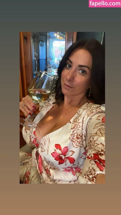 Kate Harrison sexy actress pictures