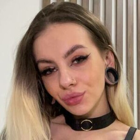 Kendra Lane pornstar adult pics