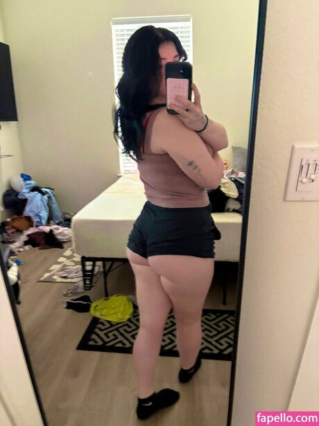 mma onlyfans pretty image