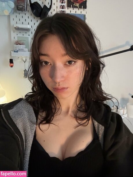 kaerisake high quality actress gallery