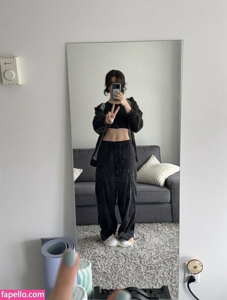 kaerisake pornstar top photos