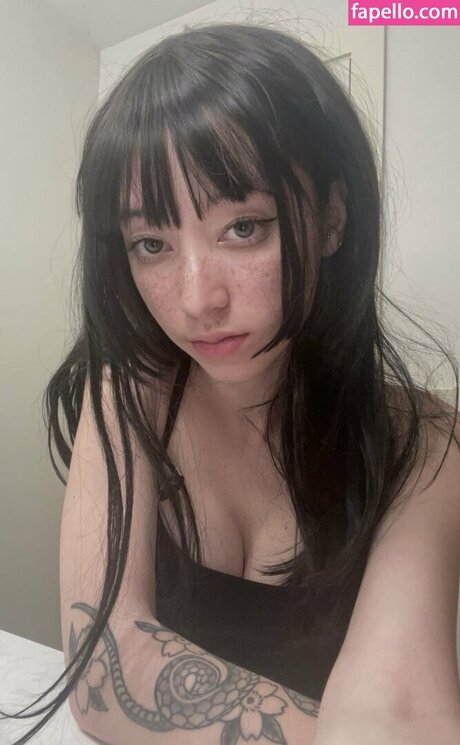 kaerisake pornstar sexy img