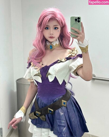 iceyyyzhou model xxx pics