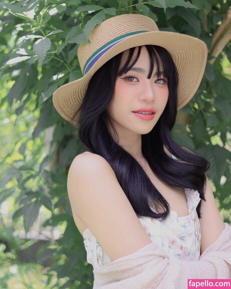 ttanuae porn model pictures