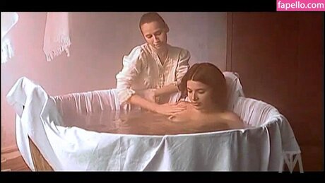 Manuela Do Monte hd actress picture